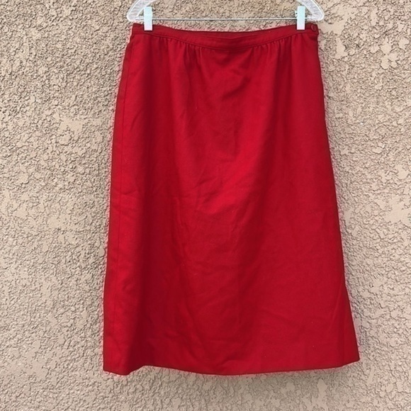 VINTAGE Pendleton Wool Red Skirt Size 12 - Picture 1 of 11